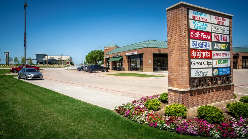 More Photos Of 2100 W Northwest Hwy, Grapevine Unknown For Lease