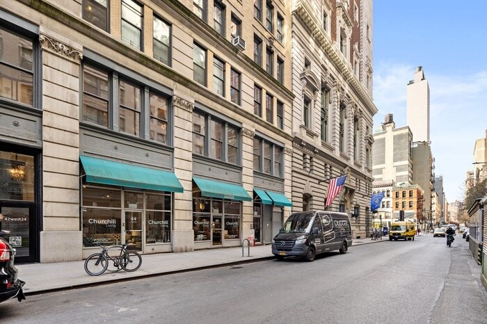 More Photos Of 44 W 24th St, New York Apartments For Sale