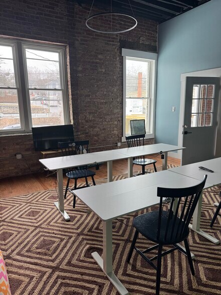 More Photos Of 301 W Main St, Abingdon Coworking Space