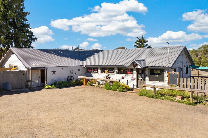 More Photos Of 146 1st Ave, Parshall Bar For Sale