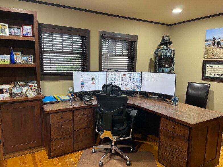 More Photos Of 725 NW Broadway St, Bend Office For Lease