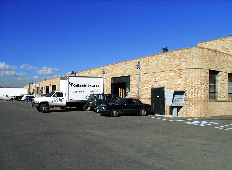 More Photos Of 2555 S Santa Fe Dr, Denver Light Distribution For Lease