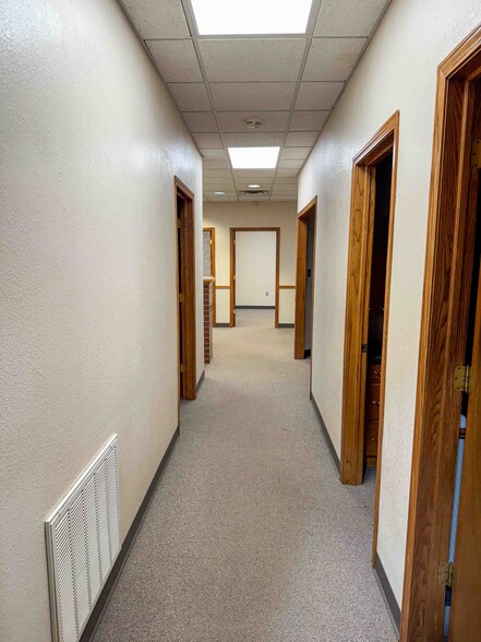 More Photos Of 2912 N Shields Blvd, Moore Manufacturing For Lease