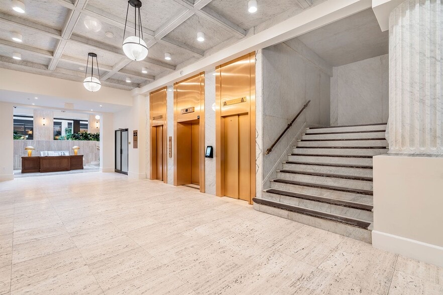 More Photos Of 414 Walnut St, Cincinnati Apartments For Lease