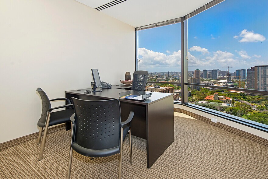 More Photos Of 1003 Bishop St, Honolulu Coworking Space