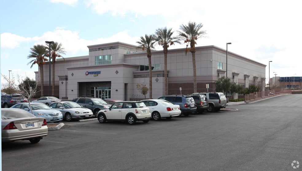 More Photos Of 2090 Village Center Cir, Las Vegas Health Club For Lease
