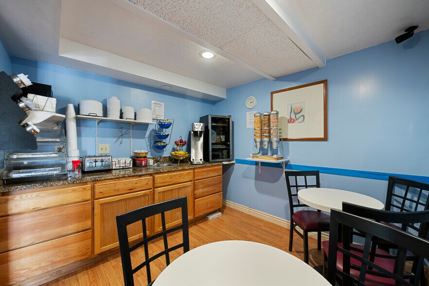 More Photos Of 75 S 350 E, Delta Hotel For Sale