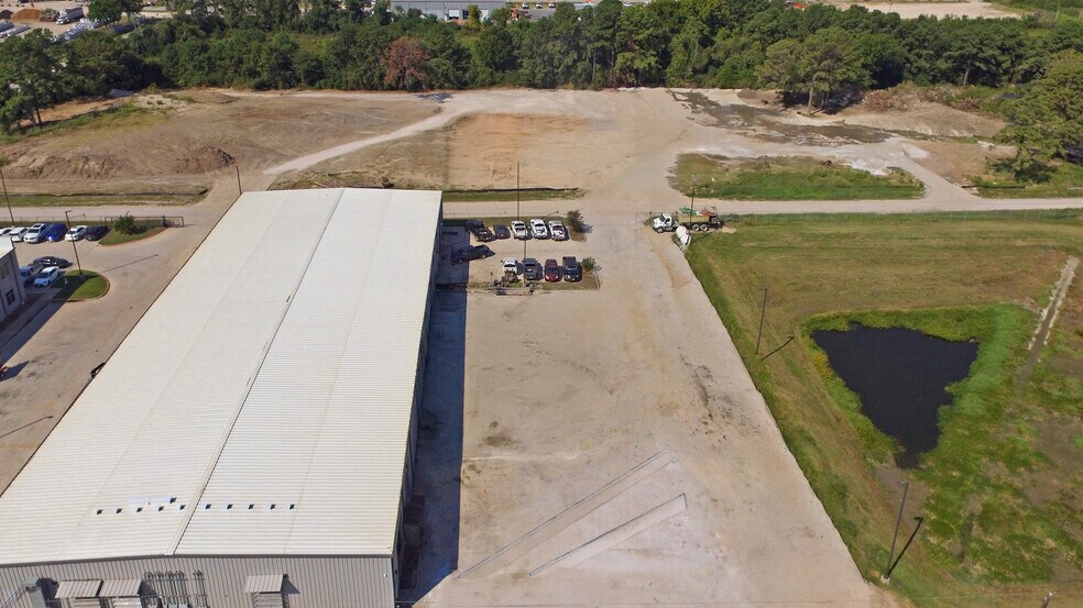 More Photos Of 9730 Windfern Rd, Houston Industrial For Sale