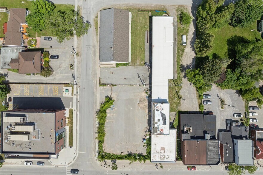 More Photos Of 21 Ann St, Brock Office For Sale