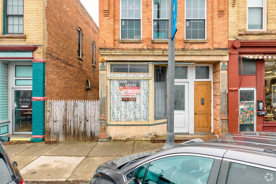 More Photos Of 3168 State St, Caledonia Storefront Retail Residential For Lease