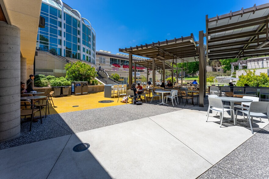 More Photos Of 9500 Gilman Dr, La Jolla Restaurant For Lease