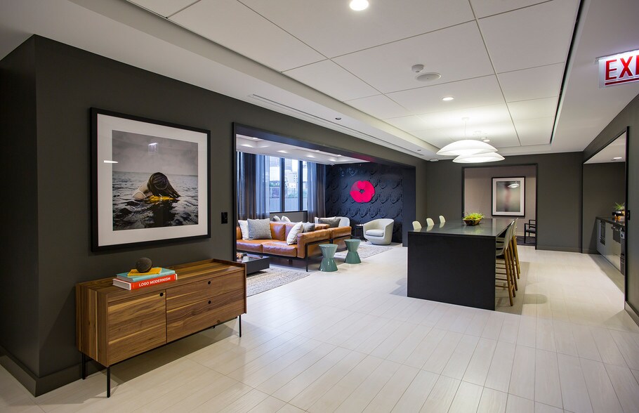 More Photos Of 637-643 N Wells St, Chicago Apartments For Lease