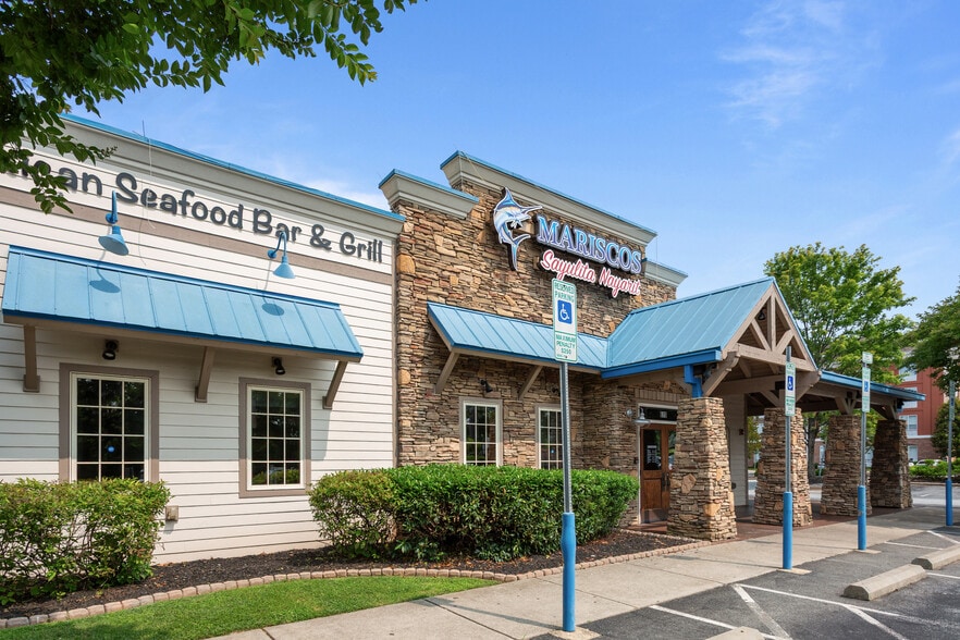 More Photos Of 619 Regional Rd, Greensboro Restaurant For Sale