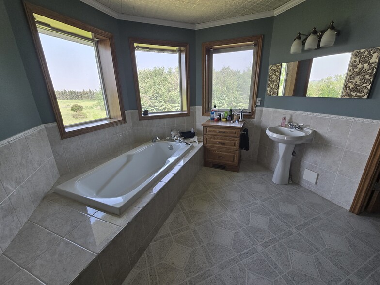 More Photos Of 28244 Hwy 590, Red Deer County Warehouse For Sale