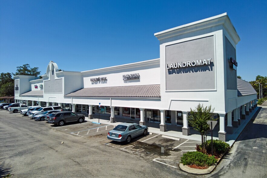 More Photos Of 2106-2186 Park Ave, Orange Park Unknown For Lease
