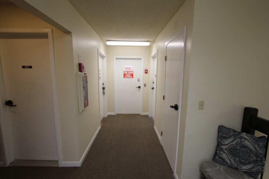 More Photos Of 701 Southampton Rd, Benicia Medical For Sale