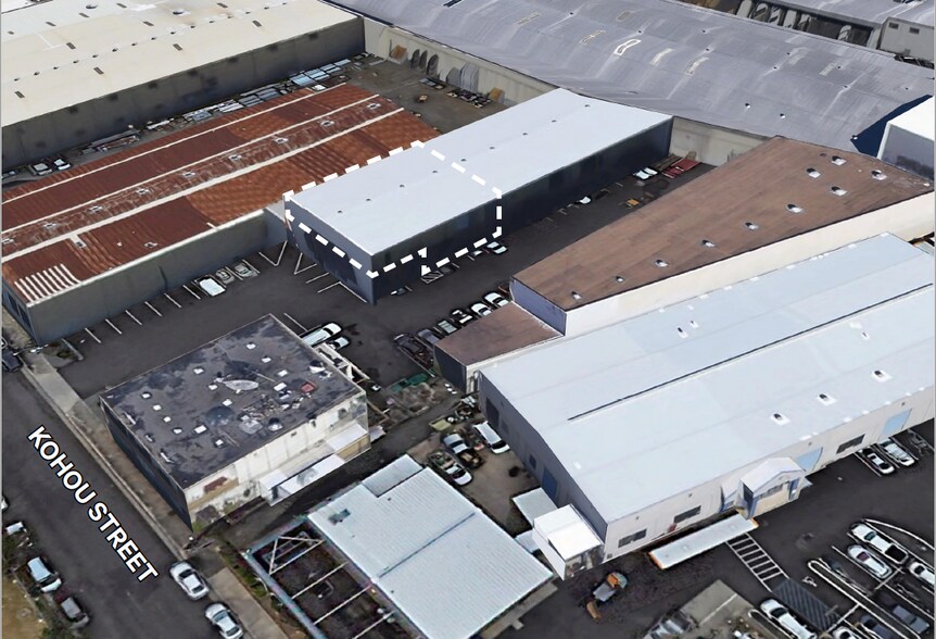More Photos Of 740 Kohou St, Honolulu Warehouse For Lease