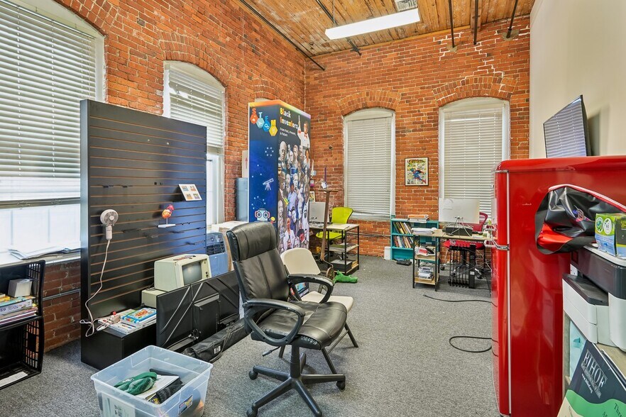 More Photos Of 175 N Main St, Wharton Office Residential For Sale