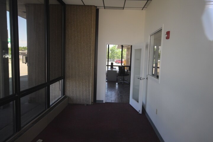 More Photos Of 440 Mount Pleasant St, New Bedford Bank For Lease