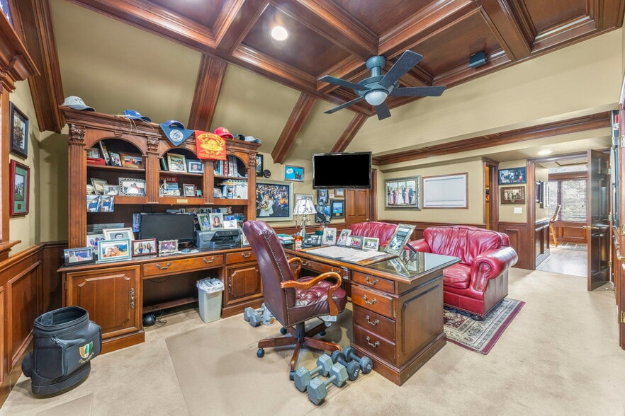 More Photos Of 405 S Main St, Naperville Medical For Lease