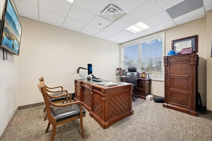 More Photos Of 58 Mount Bethel Rd, Warren Office For Lease
