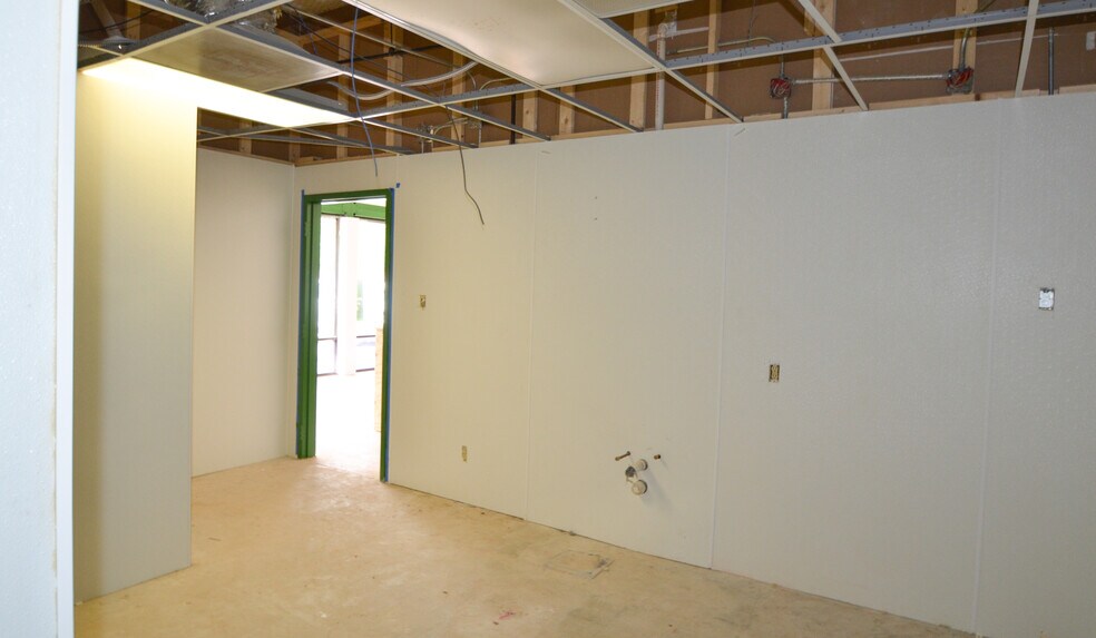 More Photos Of 1411 W Magnolia Ave, Fort Worth Restaurant For Lease