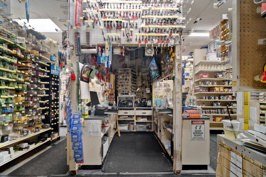 More Photos Of , Leonia General Retail For Sale