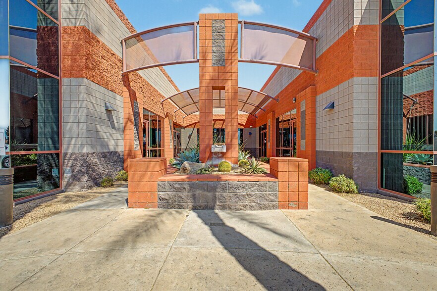More Photos Of 6262 E Broadway Rd, Mesa Medical For Lease