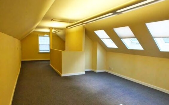 More Photos Of 5135 Nw Saint Helens Rd, Portland Office For Sale