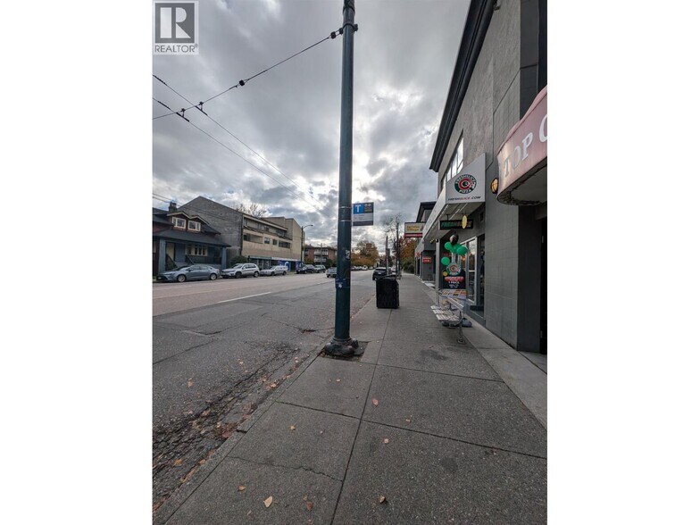 More Photos Of 2083 Alma St, Vancouver General Retail For Sale