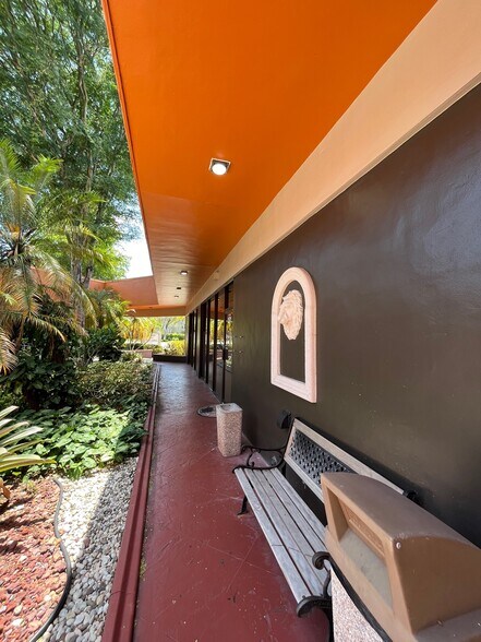 More Photos Of 7301 NW 4th St, Plantation Medical For Sale