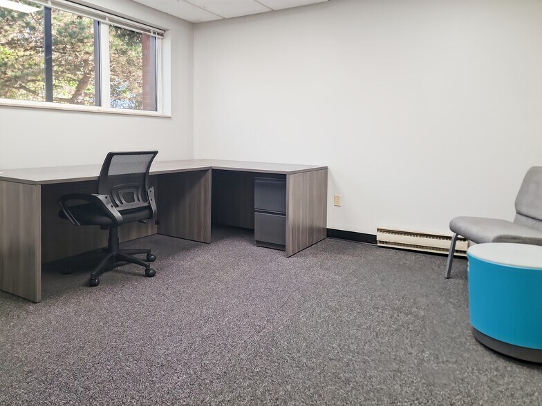 More Photos Of 120 Bishops Way, Brookfield Coworking Space