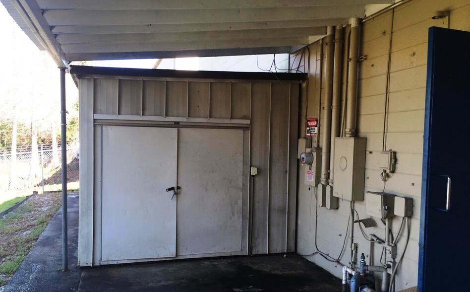 More Photos Of 5181 N 113th Ave, Clearwater Manufacturing For Sale