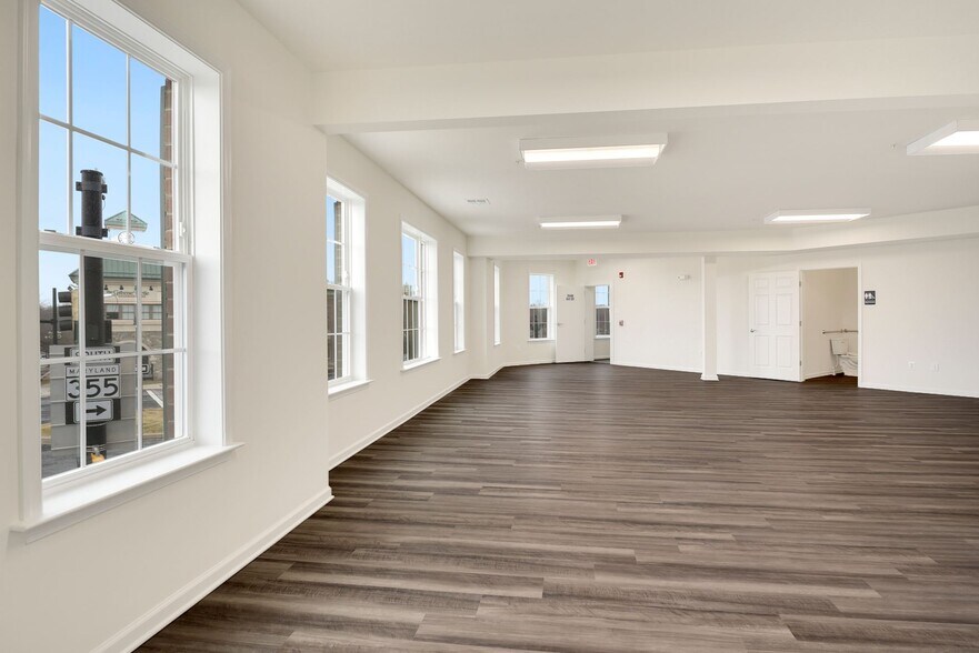 More Photos Of 3546 Worthington Blvd, Frederick Storefront Retail Office For Lease