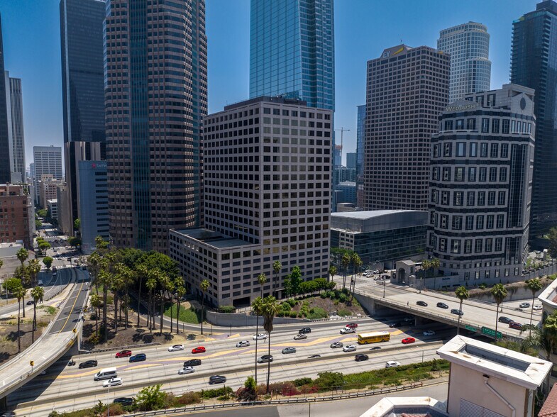 More Photos Of 915 Wilshire Blvd, Los Angeles Office For Lease