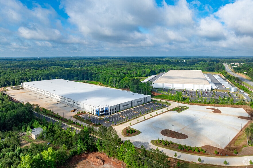 More Photos Of 7995 Bowen Road, Palmetto Distribution For Lease