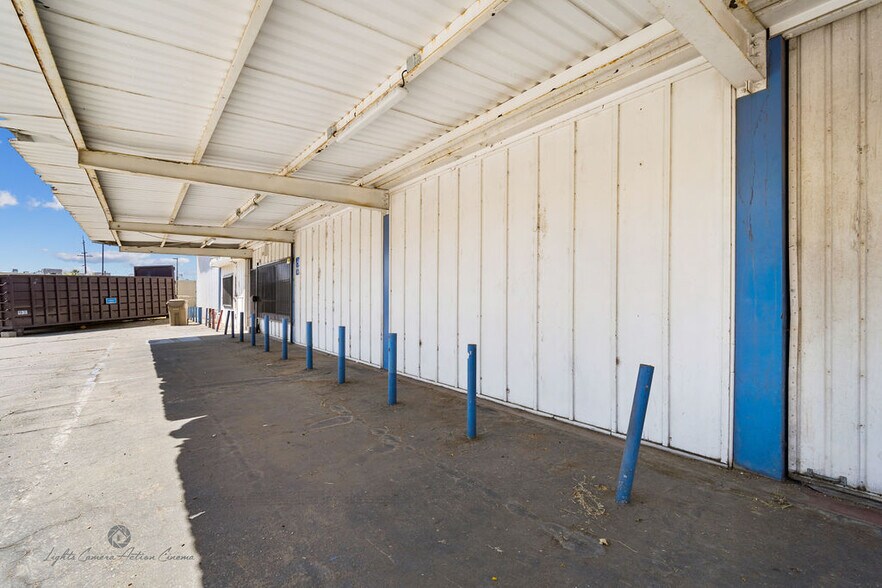 More Photos Of 200 E 19th St, Bakersfield Manufacturing For Sale