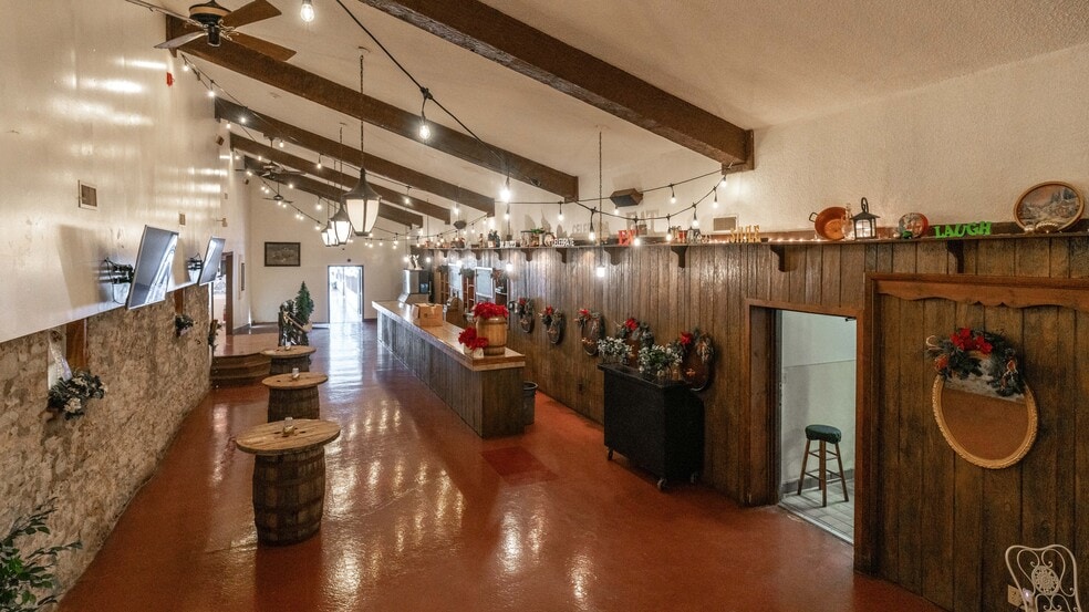 More Photos Of 271 Columbia Ave, Depew Lodge Meeting Hall For Sale