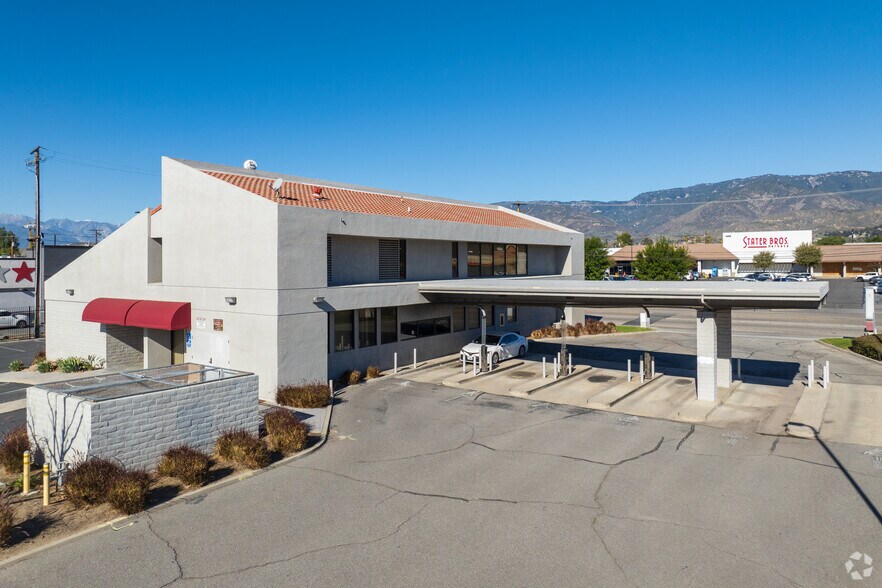 More Photos Of 1555 E Highland Ave, San Bernardino Bank For Lease