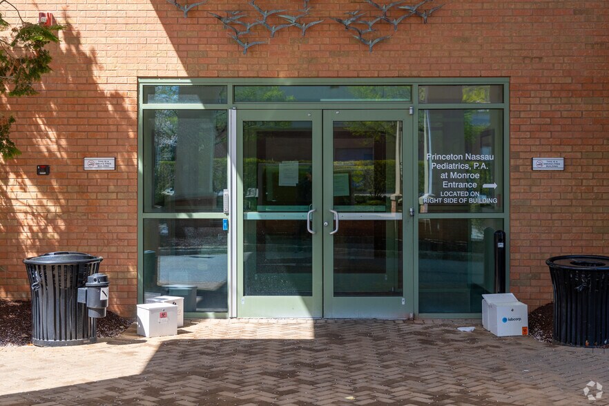 More Photos Of 312 Applegarth Rd, Monroe Township Medical For Lease