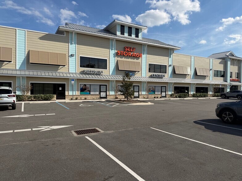 Primary Photo Of 720 Dunlawton Ave, Port Orange Self Storage For Lease