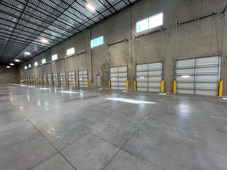 More Photos Of FM 2720 & US 130, Lockhart Unknown For Lease