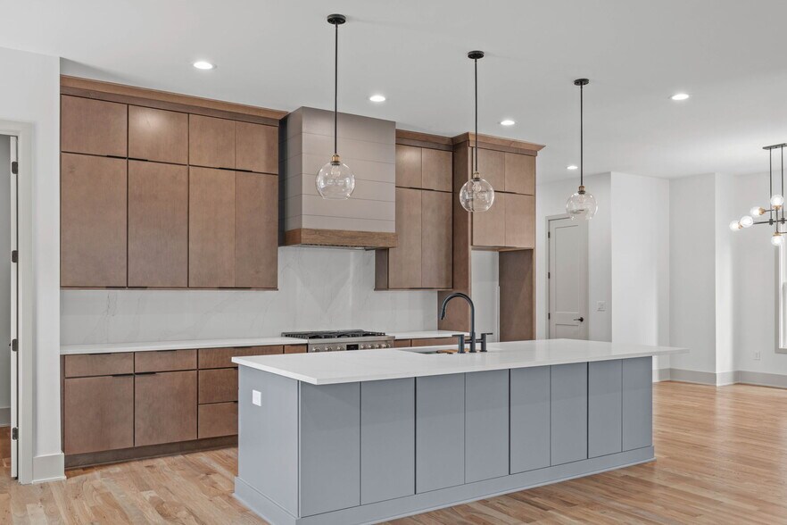 More Photos Of , Raleigh Multifamily For Sale
