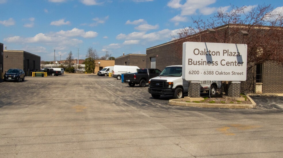 More Photos Of 6200-6288 Oakton St, Morton Grove Unknown For Lease