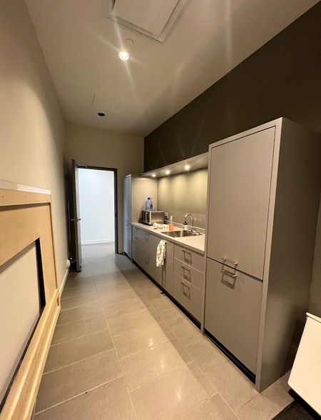 More Photos Of 11949 Jasper Av NW, Edmonton Apartments For Sale