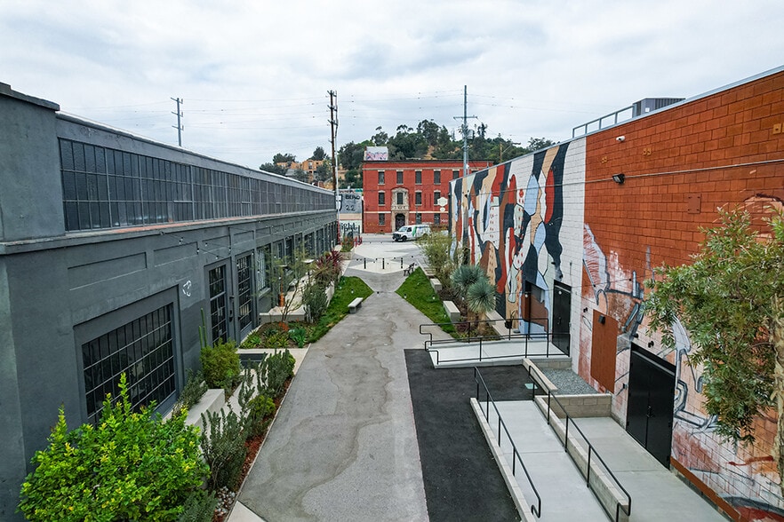 Primary Photo Of 1726-1756 N Spring St, Los Angeles Warehouse For Lease
