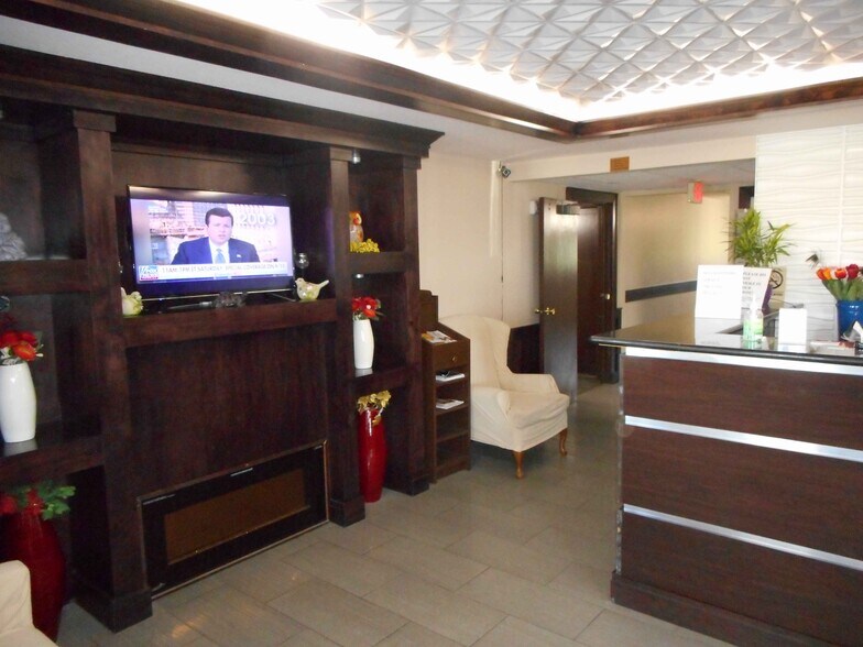 More Photos Of 1915 Highway 59 S, Thief River Falls Hotel For Sale