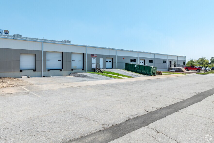 More Photos Of 2050 Washington Blvd, Baltimore Warehouse For Lease