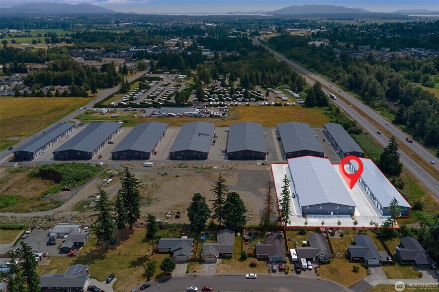 More Photos Of 1972 Baltic Way, Ferndale Light Distribution For Sale