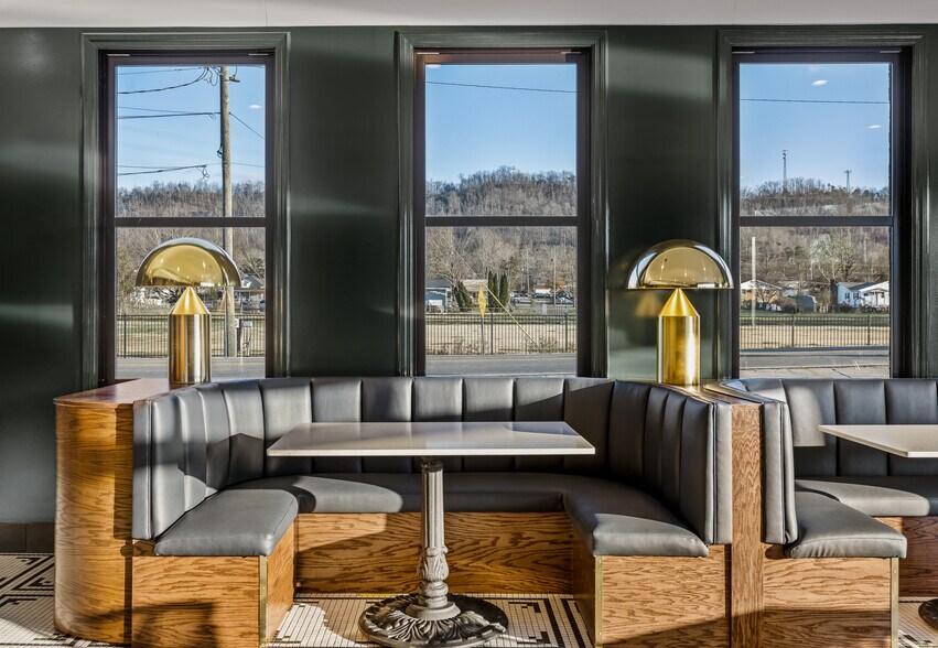 More Photos Of 5503 Main St, Ooltewah Flex For Sale